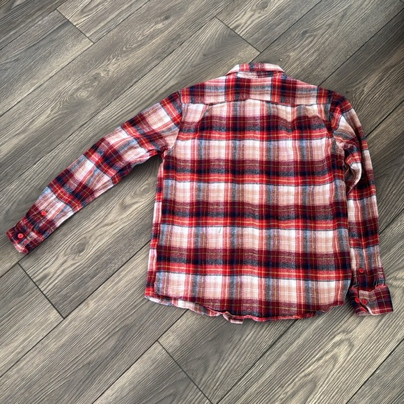 Emerson Flannel Shirt
RVCA size small in the color chilie - Picture 3 of 11